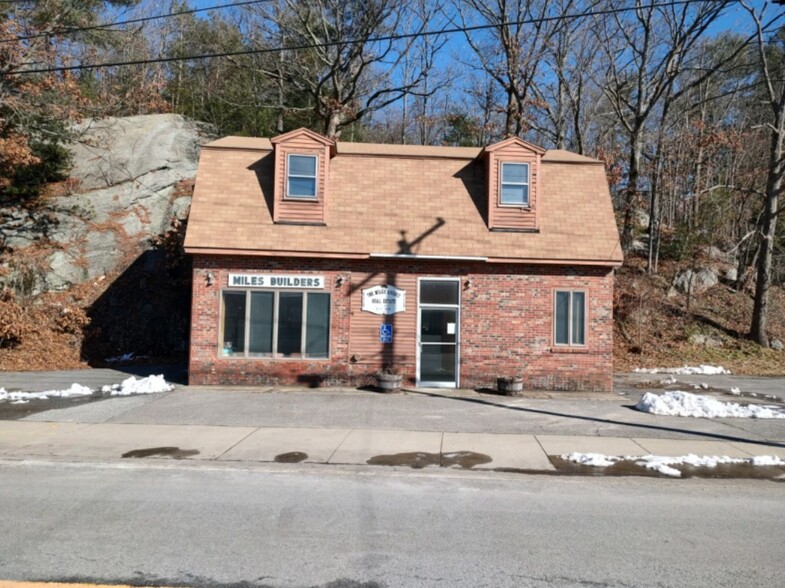 240 Main St, Millbury, MA for sale - Building Photo - Image 1 of 7