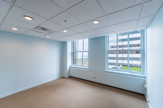 180 N Michigan Ave, Chicago, IL for lease Interior Photo- Image 2 of 3