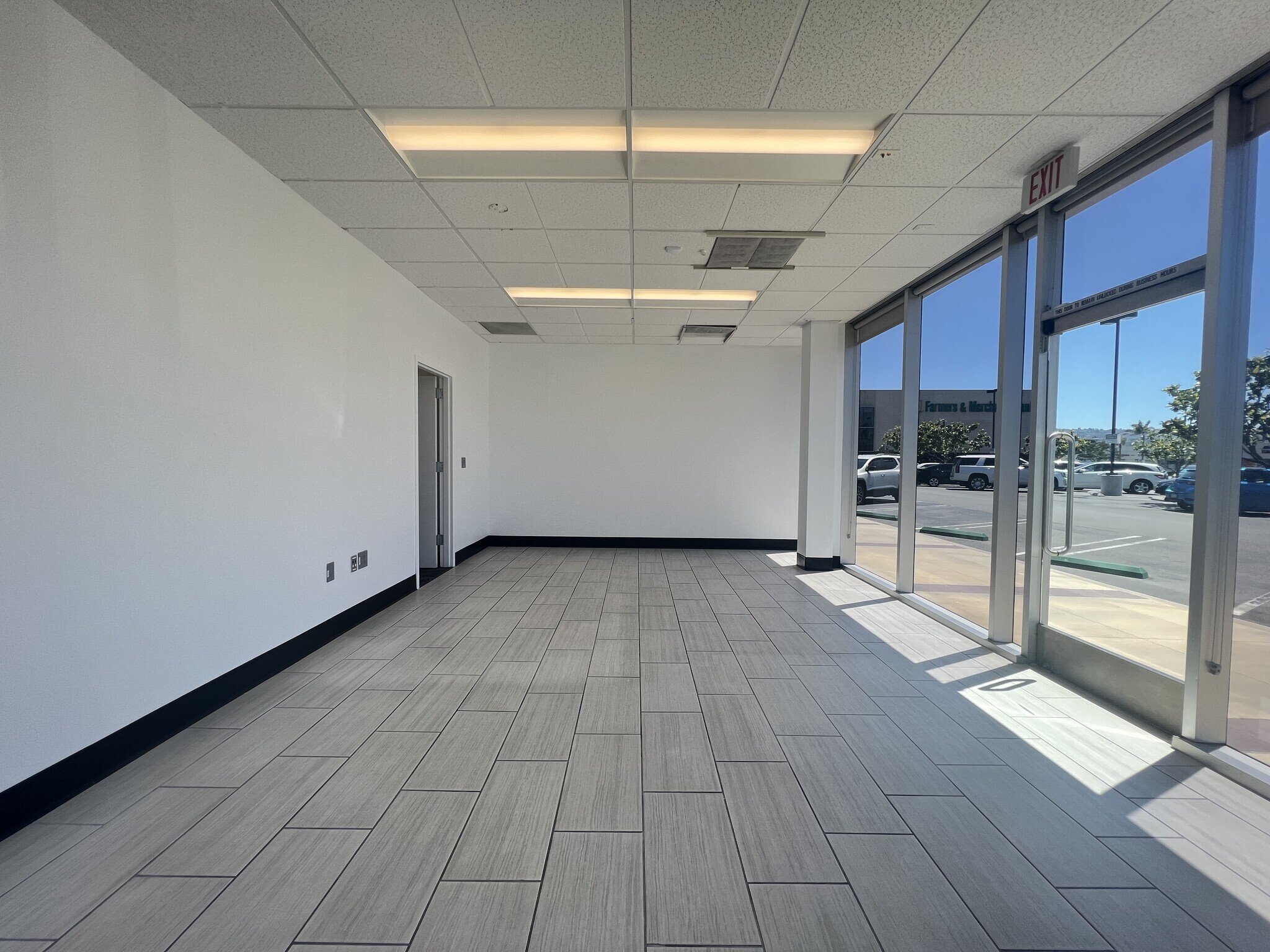 22330-22356 Hawthorne Blvd, Torrance, CA for lease Interior Photo- Image 1 of 3