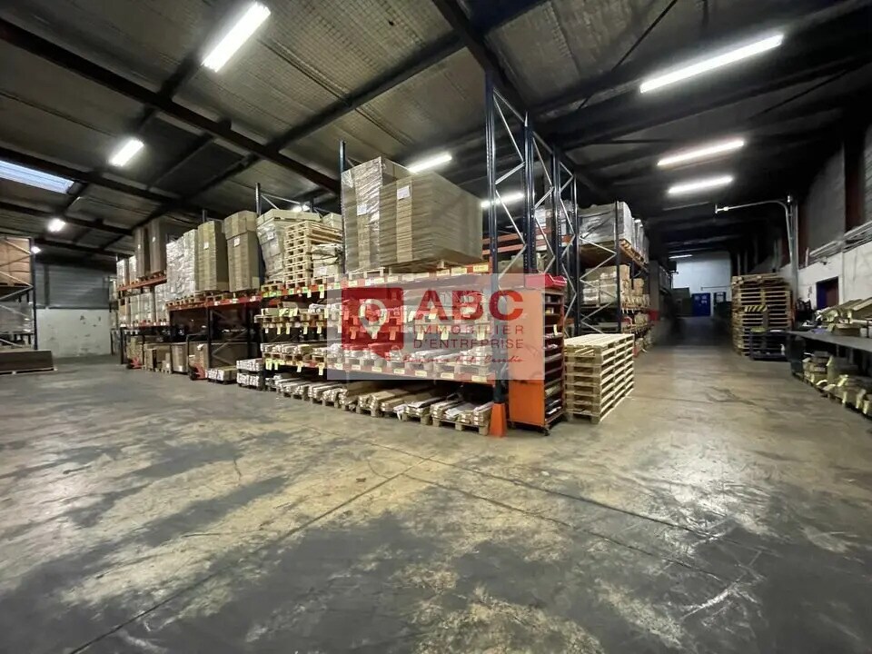 Flex in Villeneuve-lès-Maguelone for lease Interior Photo- Image 1 of 5