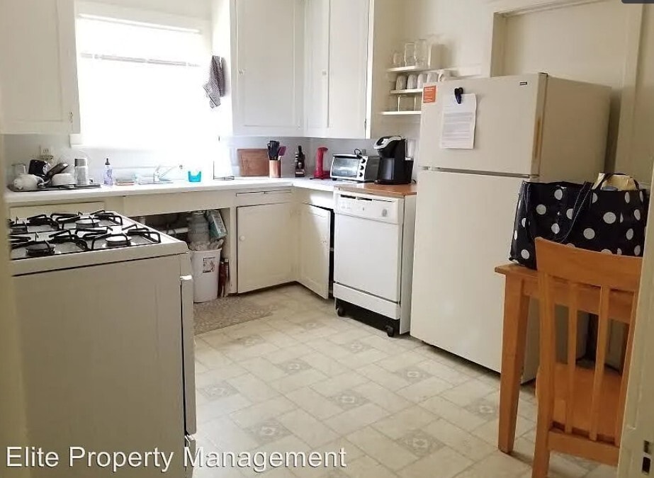 329 B St, Davis, CA for lease Interior Photo- Image 1 of 4