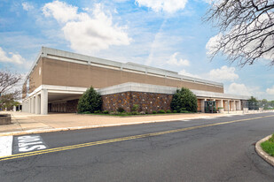 100 Neshaminy Mall, Bensalem PA - Warehouse