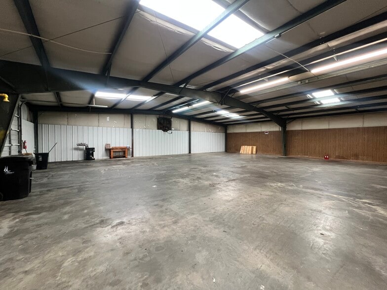 200 Pedro St, Monroe, NC for lease - Building Photo - Image 3 of 8