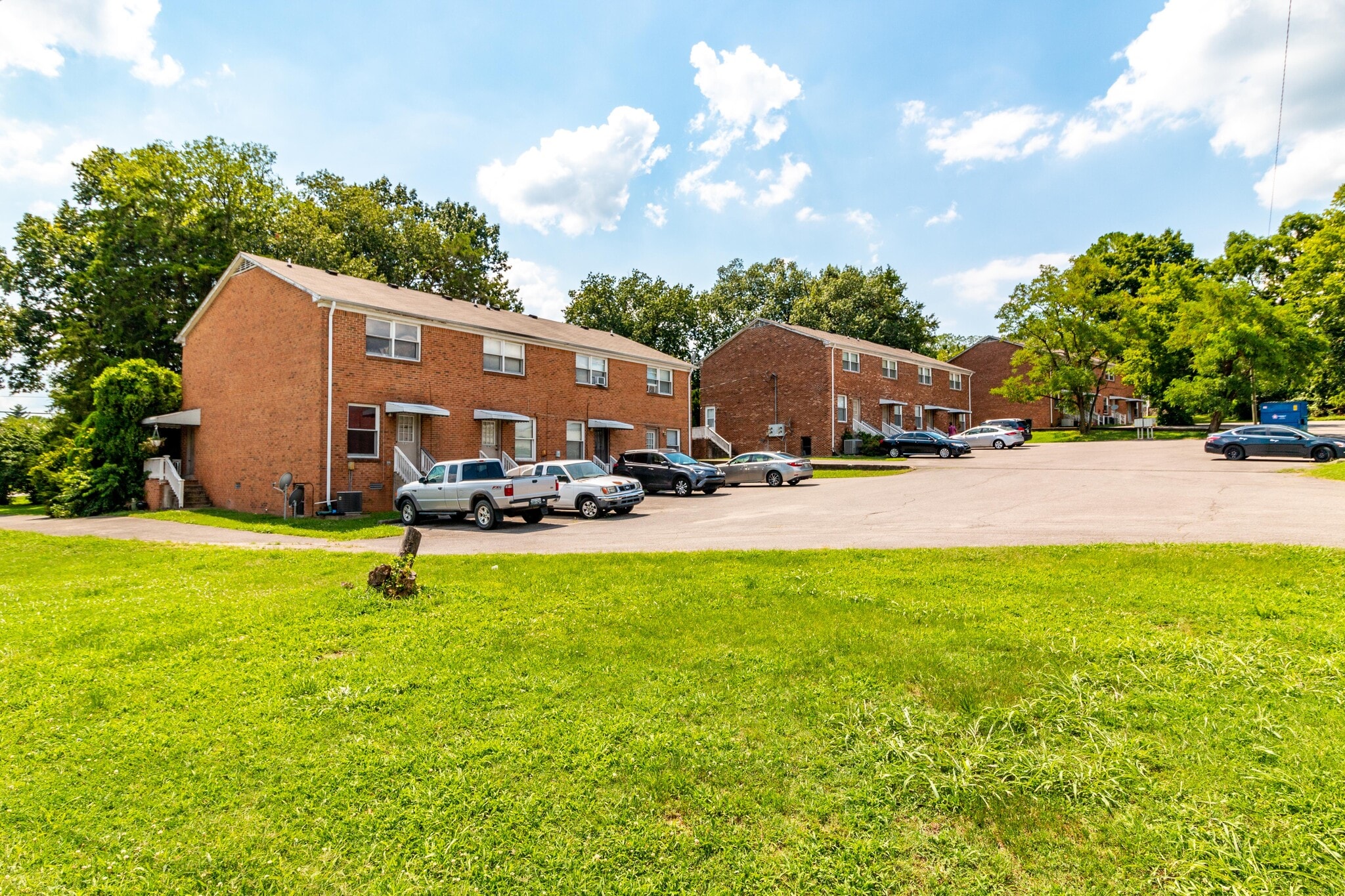1012-1032 Hickory Hill Ln, Hermitage, TN for sale Primary Photo- Image 1 of 4