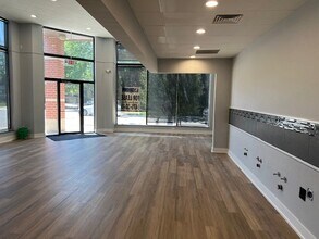 1700 W Diversey Pky, Chicago, IL for lease Interior Photo- Image 1 of 6