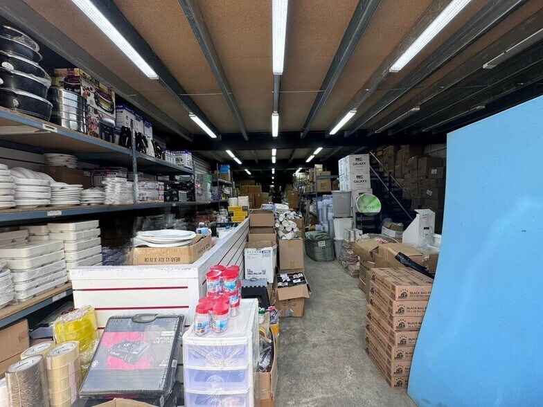 Armstrong Way, Southall for lease - Building Photo - Image 2 of 4