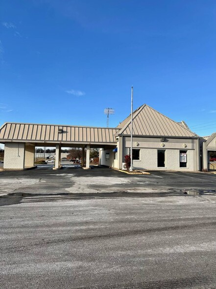 1747 Scottsville Rd, Bowling Green, KY for lease - Building Photo - Image 3 of 5