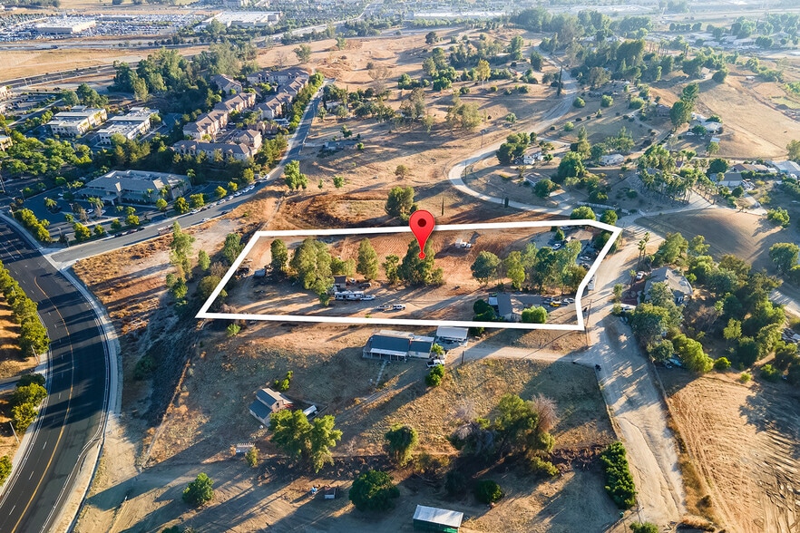 40480 Carrigan Rd, Murrieta, CA for sale - Building Photo - Image 3 of 11