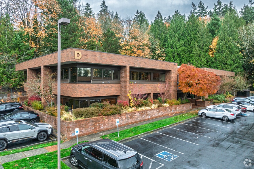 2320 130th Ave NE, Bellevue, WA for lease - Building Photo - Image 3 of 12