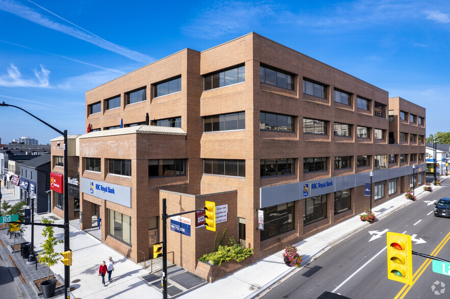 277 Lakeshore Rd E, Oakville, ON for lease - Building Photo - Image 2 of 6