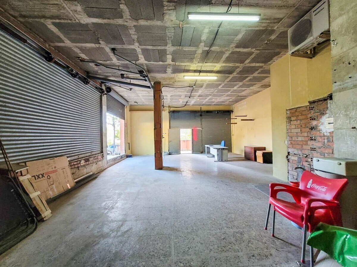 Molins de Rei, BAR 08750 - - - Interior Photo - Image 1 of 4