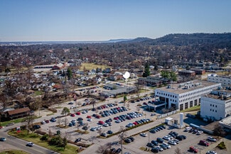 More details for 4331 Churchman Ave, Louisville, KY - Office for Sale