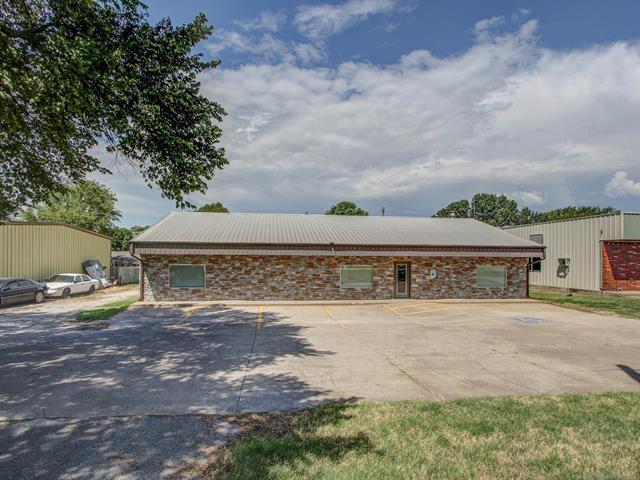 485 S Elm St, Oologah, OK for sale - Building Photo - Image 1 of 1