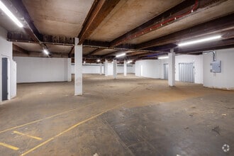 4 Queen St, Wolverhampton for lease Interior Photo- Image 2 of 3