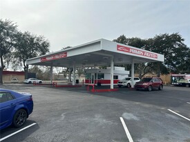 1516 N Main St, Gainesville FL - Convenience Store