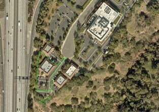 675-677 Cliffside Dr  