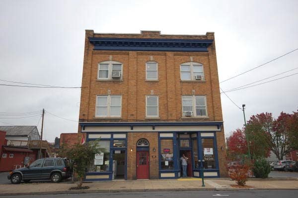 115-119 E Martin St, Martinsburg, WV for sale Primary Photo- Image 1 of 34