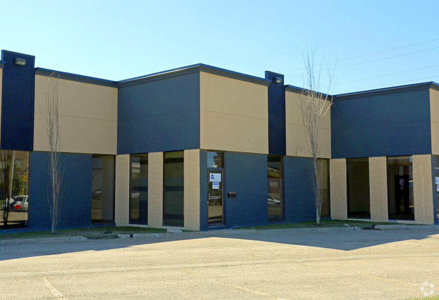 9635-9641 54th Ave NW, Edmonton, AB for sale - Building Photo - Image 3 of 7