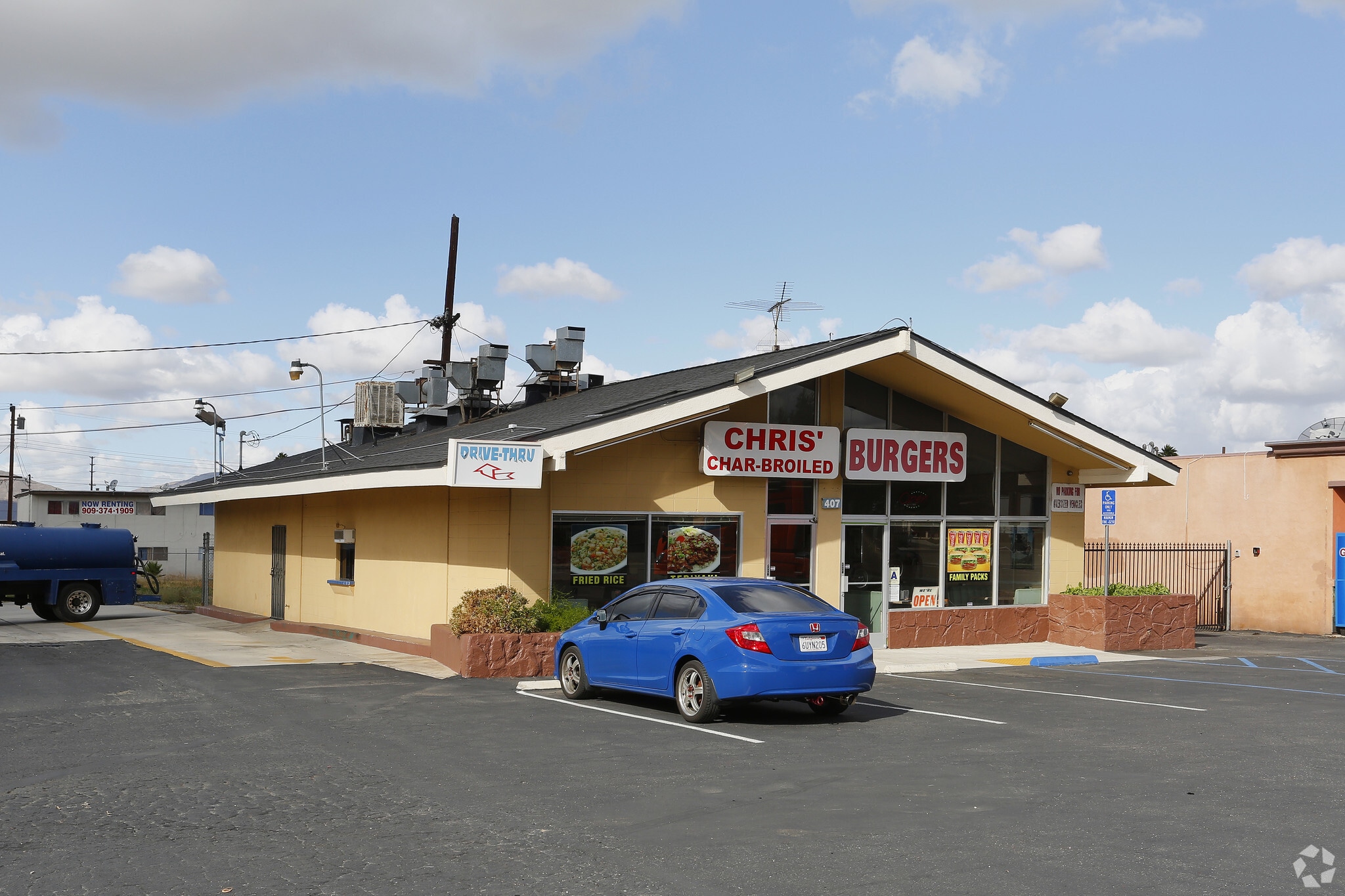 407 Iowa Ave, Riverside, CA for sale Primary Photo- Image 1 of 10