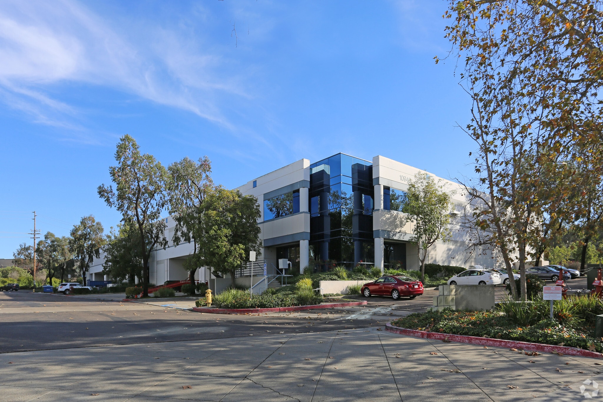 10946 Willow Ct, San Diego, CA for lease Primary Photo- Image 1 of 11