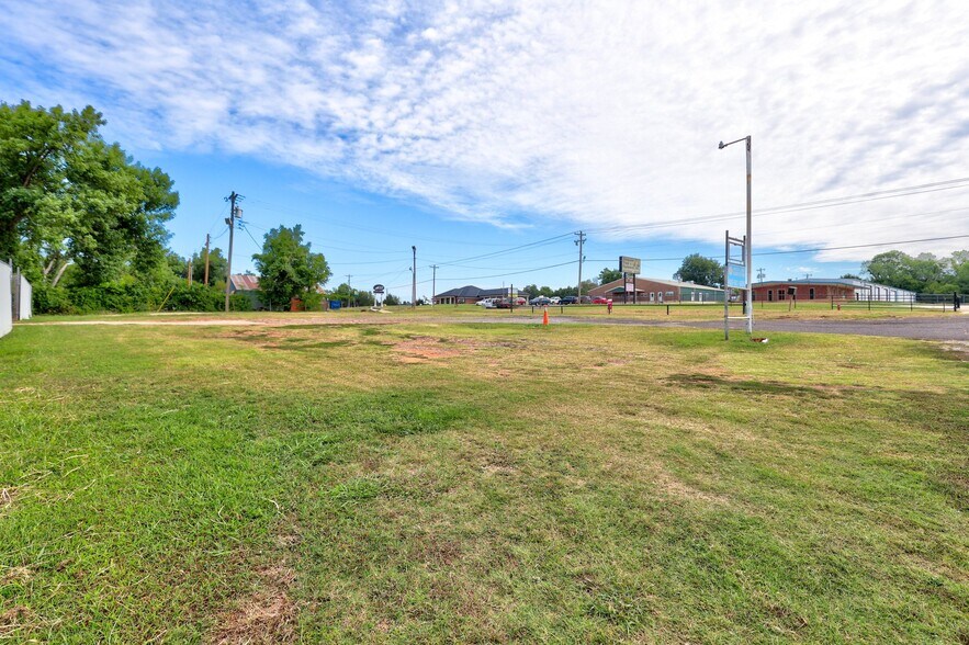 2709 Division st, Guthrie, OK 73044 Specialty for Sale