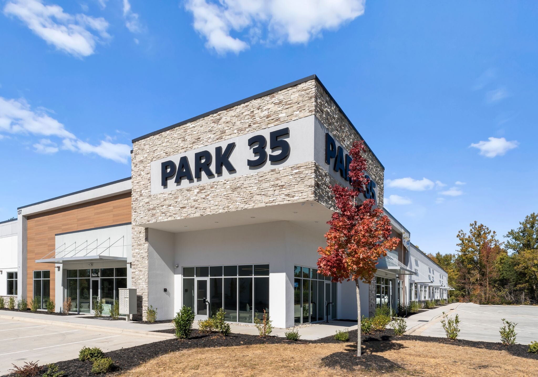 137 Ebert Lane, Mooresville, NC for lease Interior Photo- Image 1 of 11