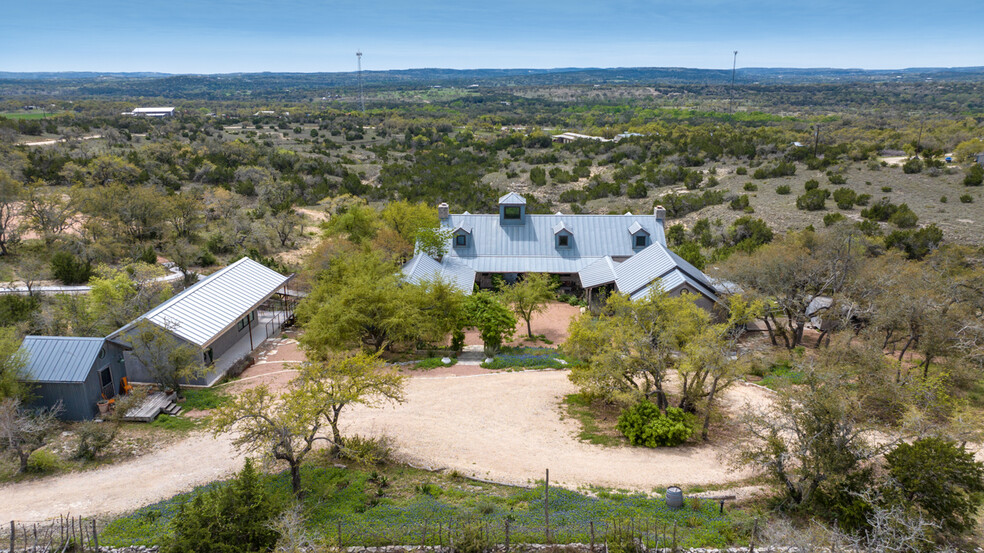 5508 W Highway 290, Dripping Springs, TX for sale - Building Photo - Image 2 of 19