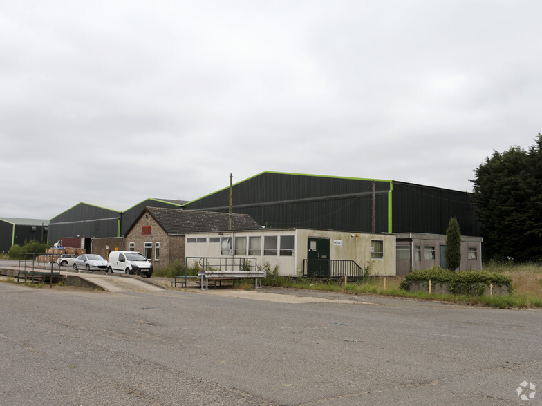 East Kirkby Airfield, East Kirkby for sale - Building Photo - Image 3 of 4