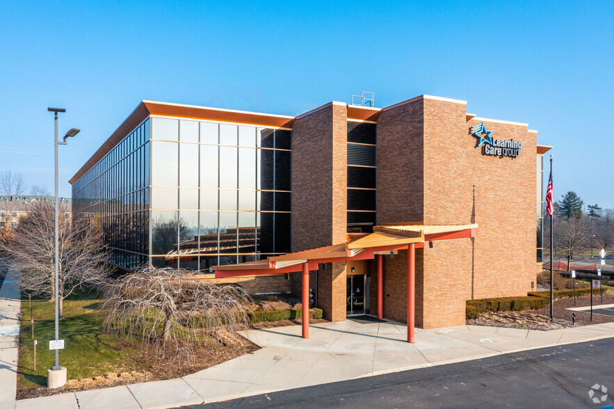 21333 Haggerty Rd, Novi, MI for lease - Building Photo - Image 1 of 6