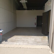 554 Anderson Dr, Romeoville, IL for lease Interior Photo- Image 1 of 3