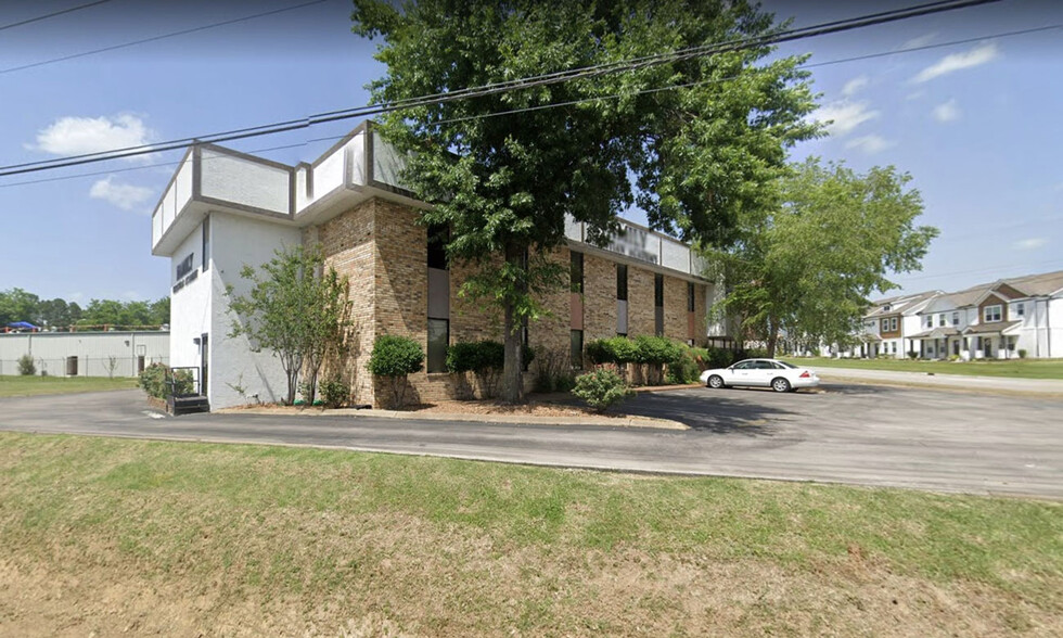 925 Industrial Dr, Old Hickory, TN for lease - Building Photo - Image 1 of 4