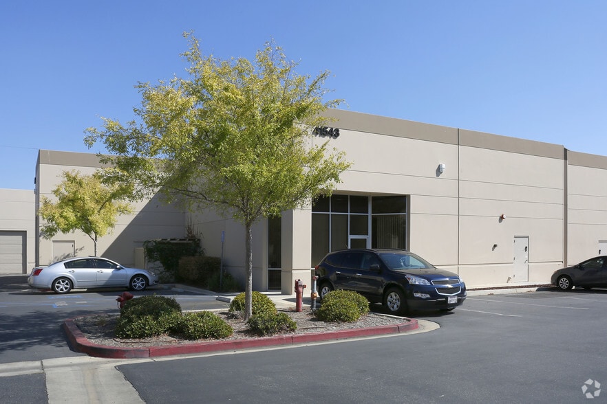 41543 Cherry St, Murrieta, CA for lease - Primary Photo - Image 3 of 8