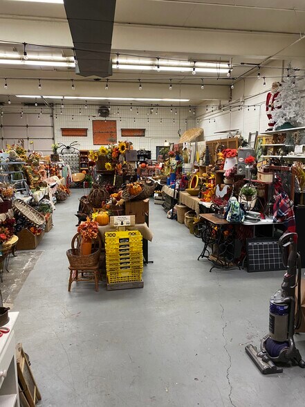 Industrial in Appleton, WI for sale - Building Photo - Image 1 of 1