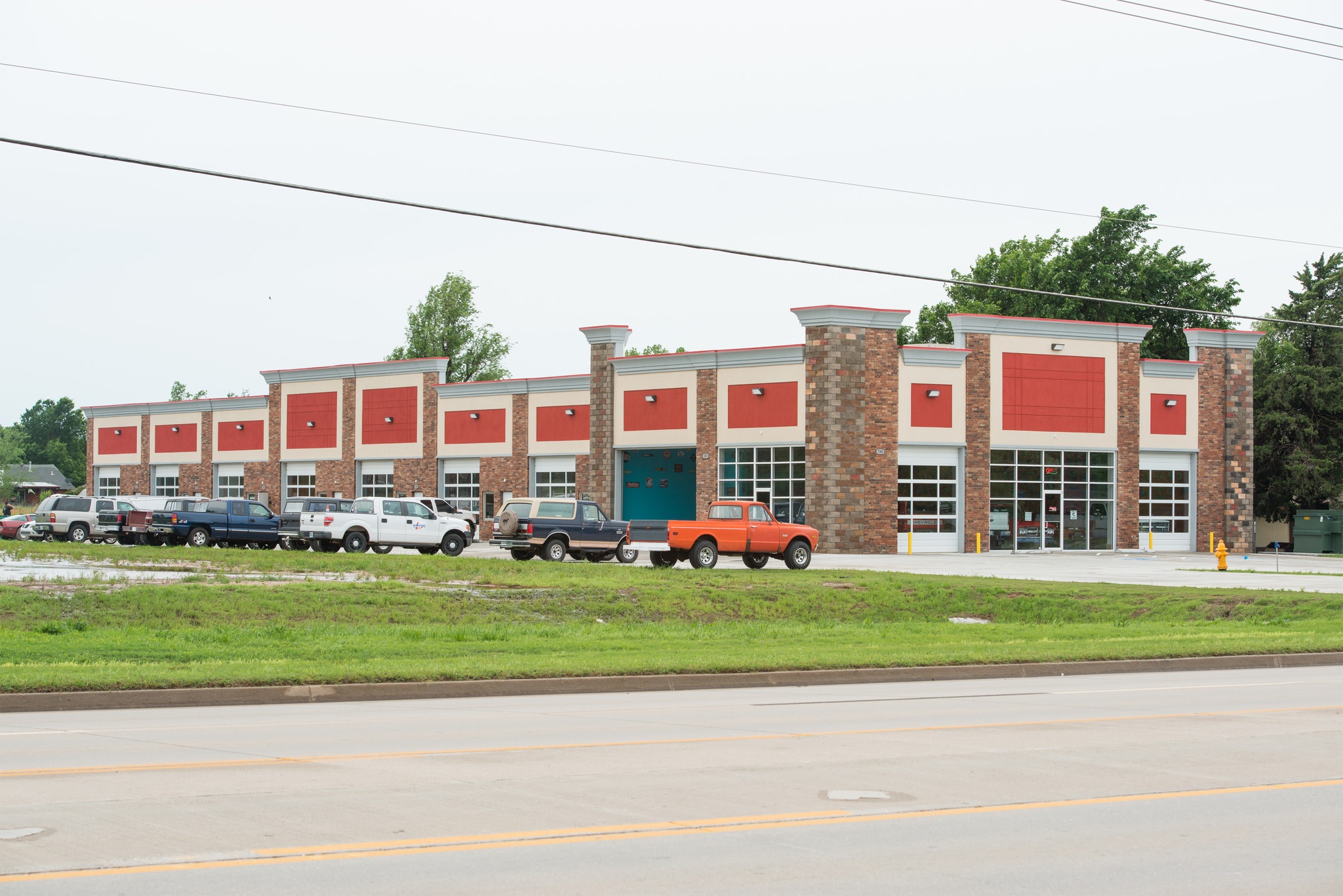 780 W Highway 152, Mustang, OK for sale Primary Photo- Image 1 of 27