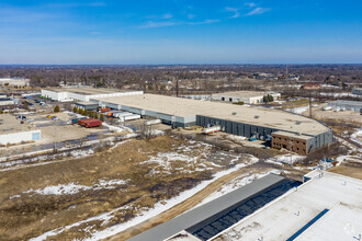 7025 W Parkland Ct, Milwaukee, WI - AERIAL  map view - Image1