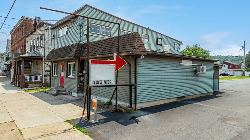 430 W 3rd St, Nescopeck, PA for sale - Building Photo - Image 3 of 48