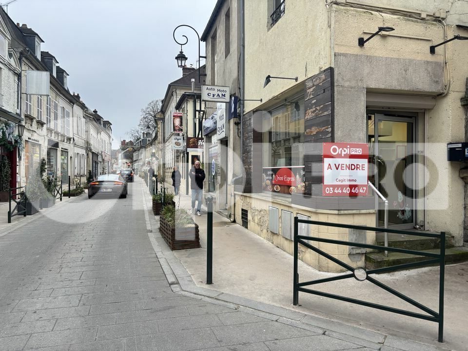 Retail in Compiègne for lease Building Photo- Image 1 of 8