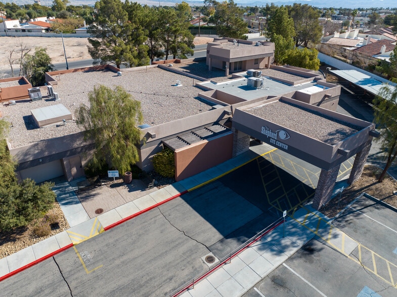 3575 Pecos Mcleod Rd, Las Vegas, NV for sale - Building Photo - Image 1 of 32