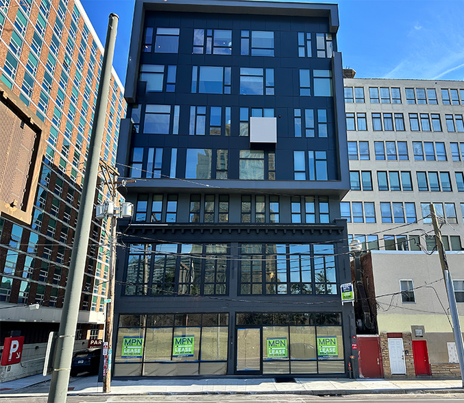 305-309 N 15th St, Philadelphia, PA for sale - Building Photo - Image 1 of 1