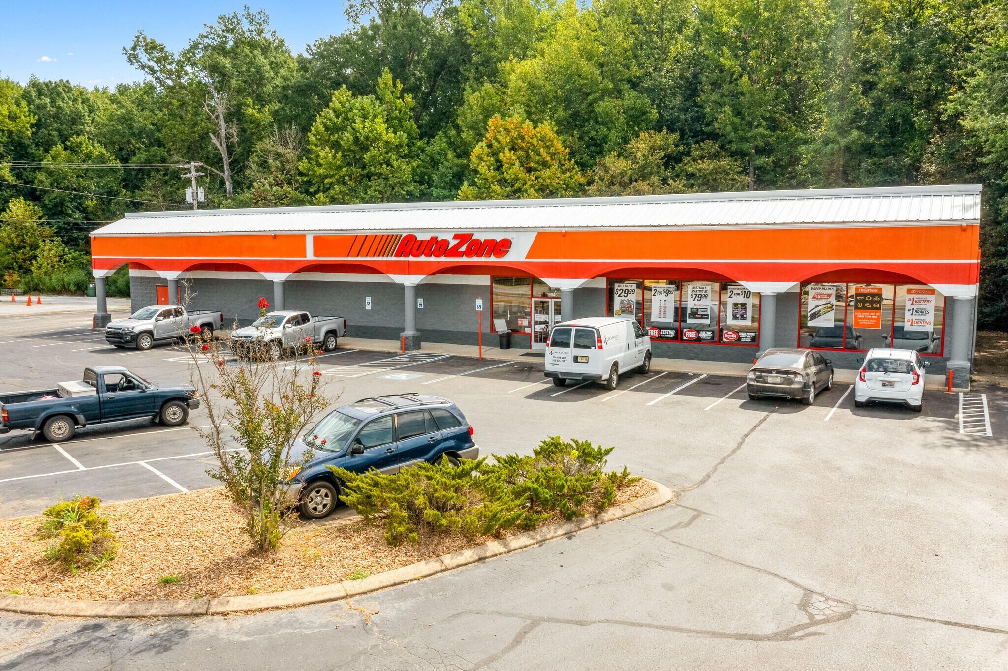 19046 Main St W, Huntingdon, TN for sale Primary Photo- Image 1 of 1