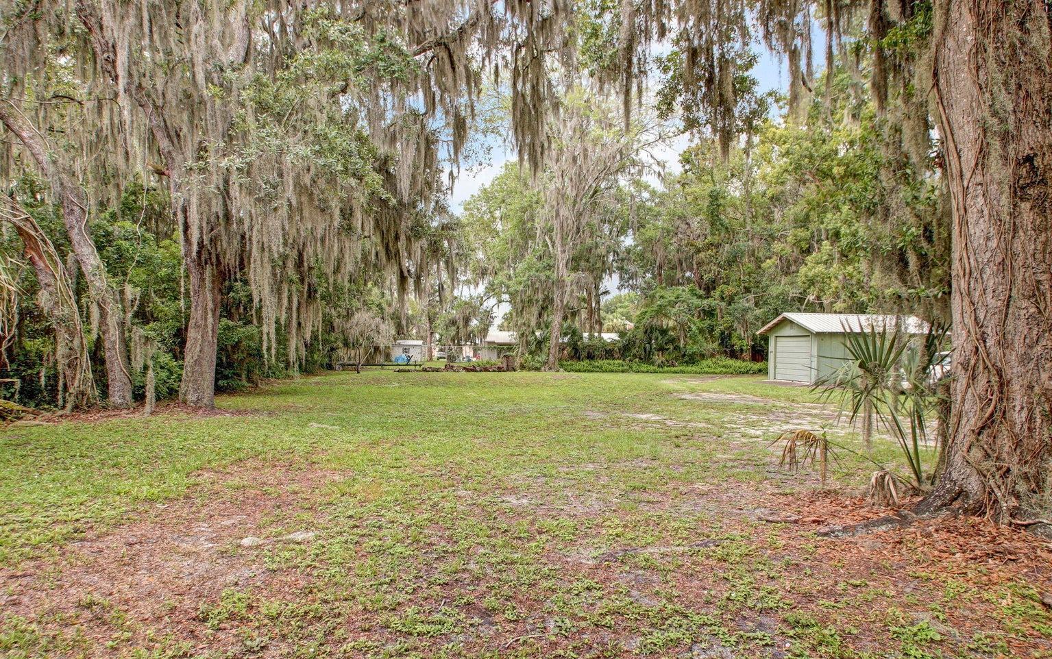 211 S US Highway 17, East Palatka, FL 32131 - Multifamily for Sale ...