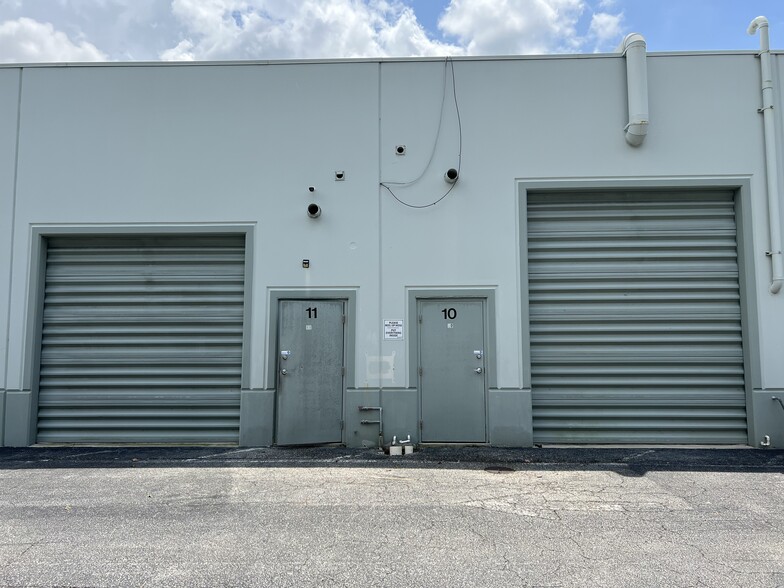 401 Maplewood Dr, Jupiter, FL for lease - Building Photo - Image 2 of 2