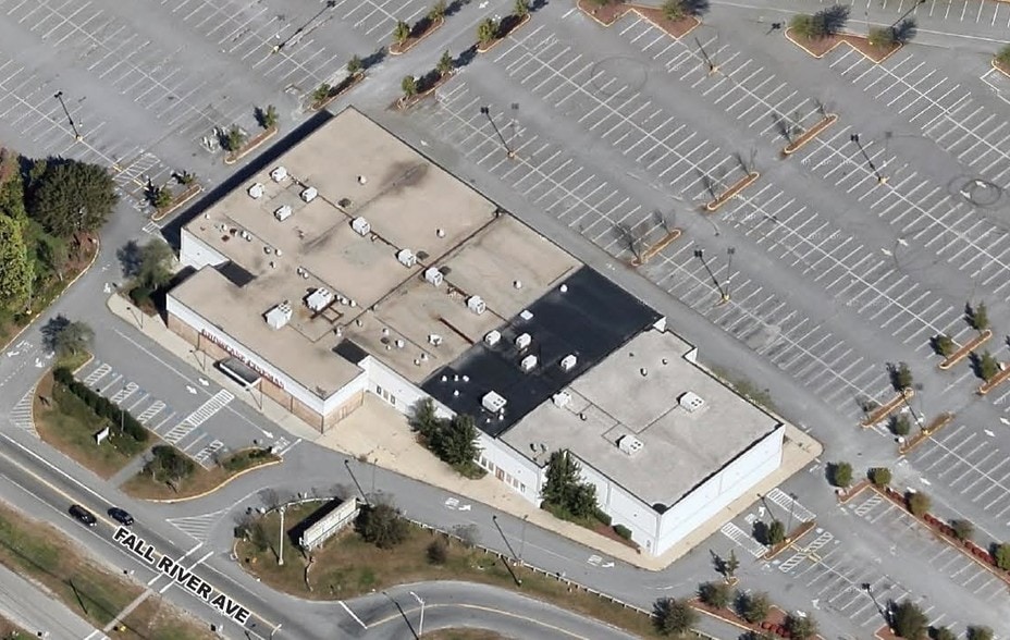 800 Fall River Ave, Seekonk, MA for sale - Primary Photo - Image 1 of 1