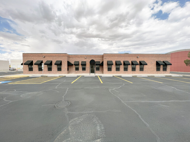 7108 Airport Rd, El Paso, TX for sale - Building Photo - Image 1 of 8