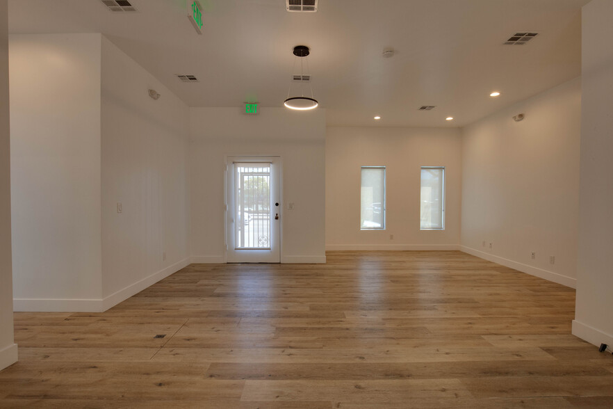 3431-3511 Cherry Ave, Long Beach, CA for lease - Interior Photo - Image 2 of 10