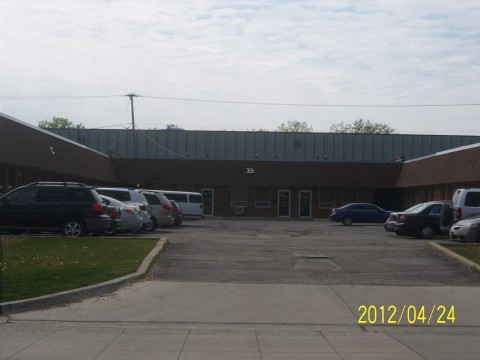 920 Ridge Ave N, Lombard, IL for lease - Building Photo - Image 1 of 1