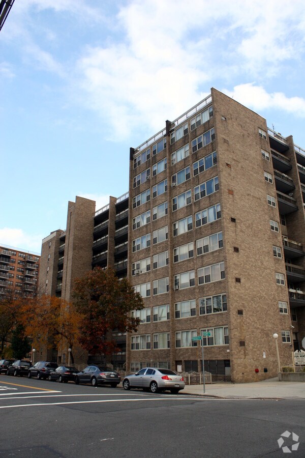 20012045 Story Ave, Bronx, NY 10473