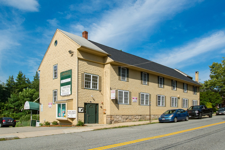 213 Robinson St, South Kingstown, RI for lease - Building Photo - Image 1 of 35