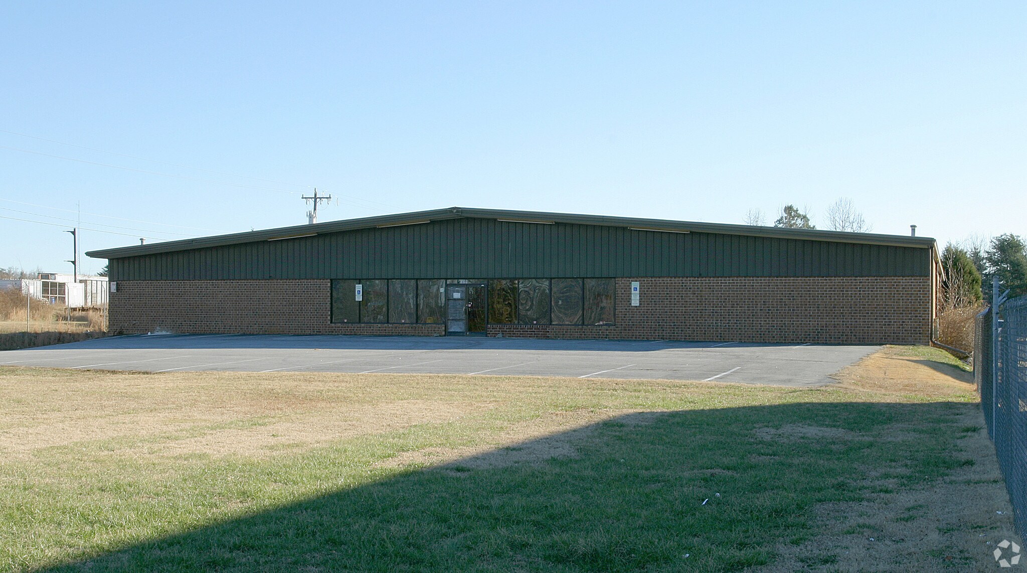 311 Creek Ridge Rd, Greensboro, NC for lease Primary Photo- Image 1 of 3