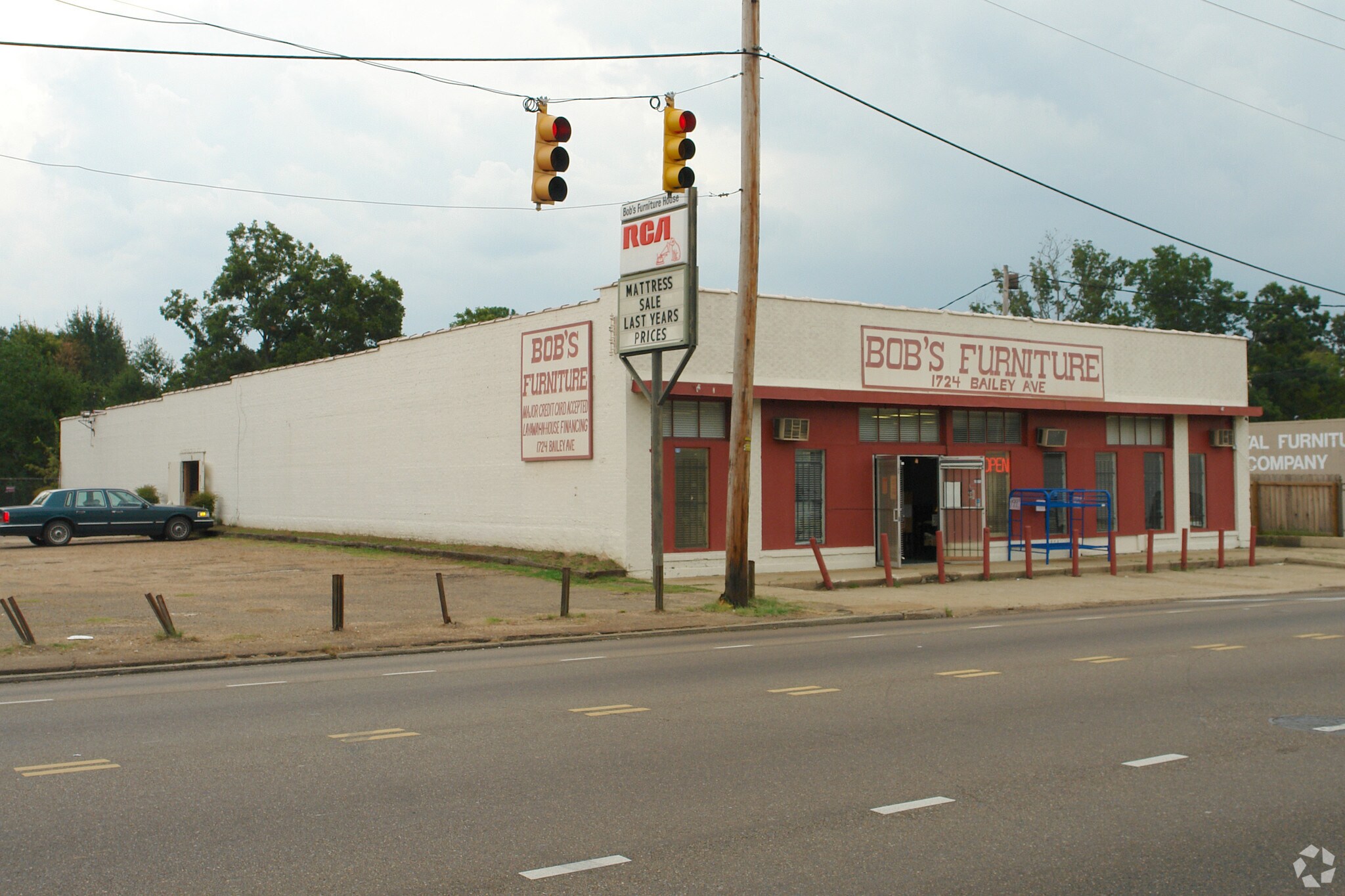 1724 Bailey Ave, Jackson, MS 39203 Retail for Sale